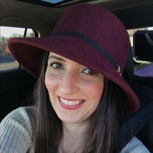 Meet your Posher, Desiree